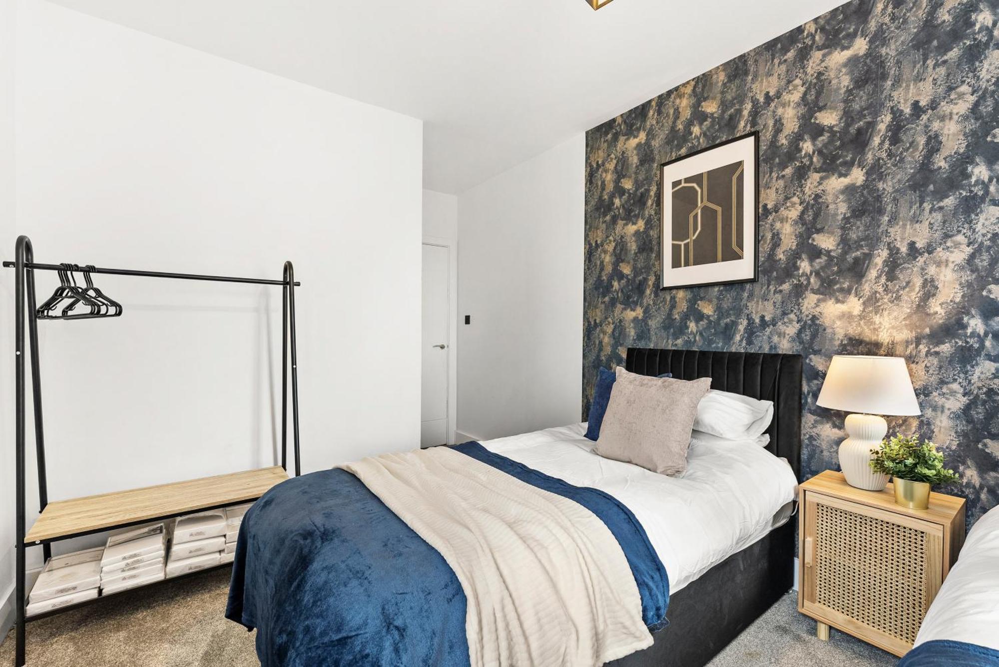Comfortable 2-Bedroom Stay In NWI Esterno foto